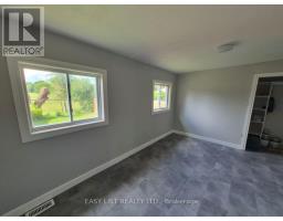 Bathroom - 850 St Marys Street, Peterborough, ON K9J4H5 Photo 11