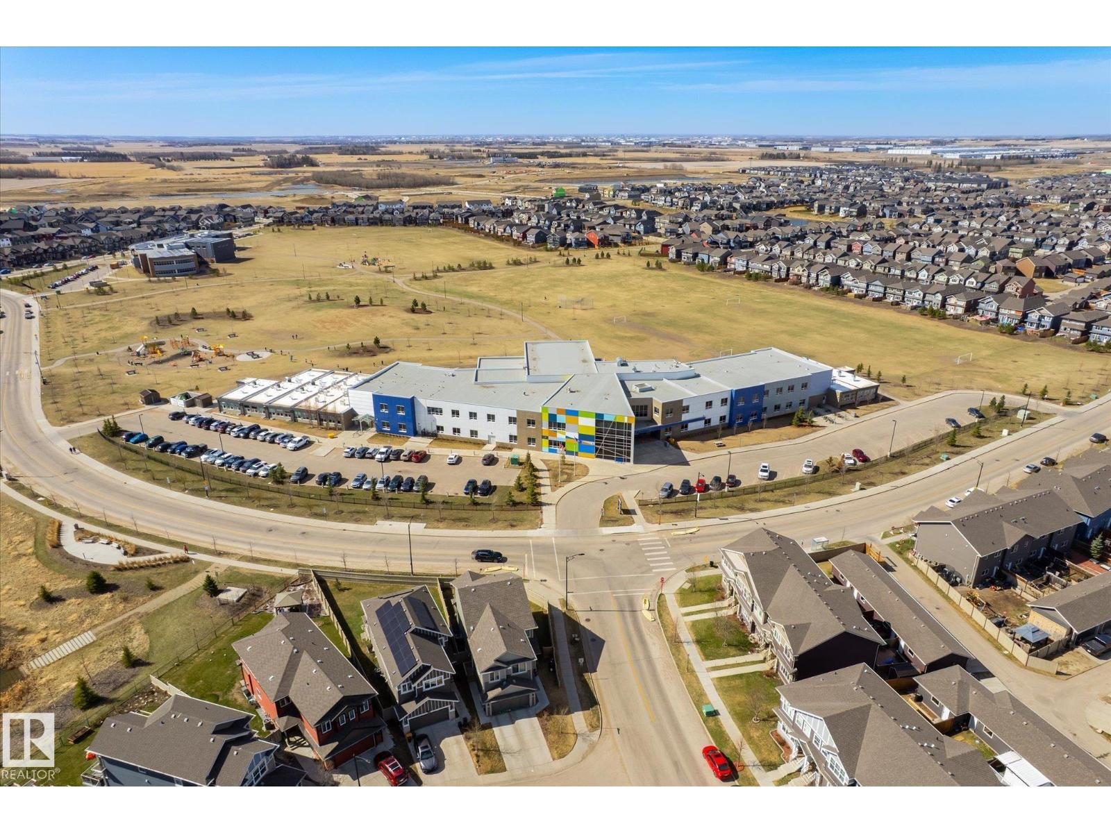 #42 6905 25 AV SW - 26