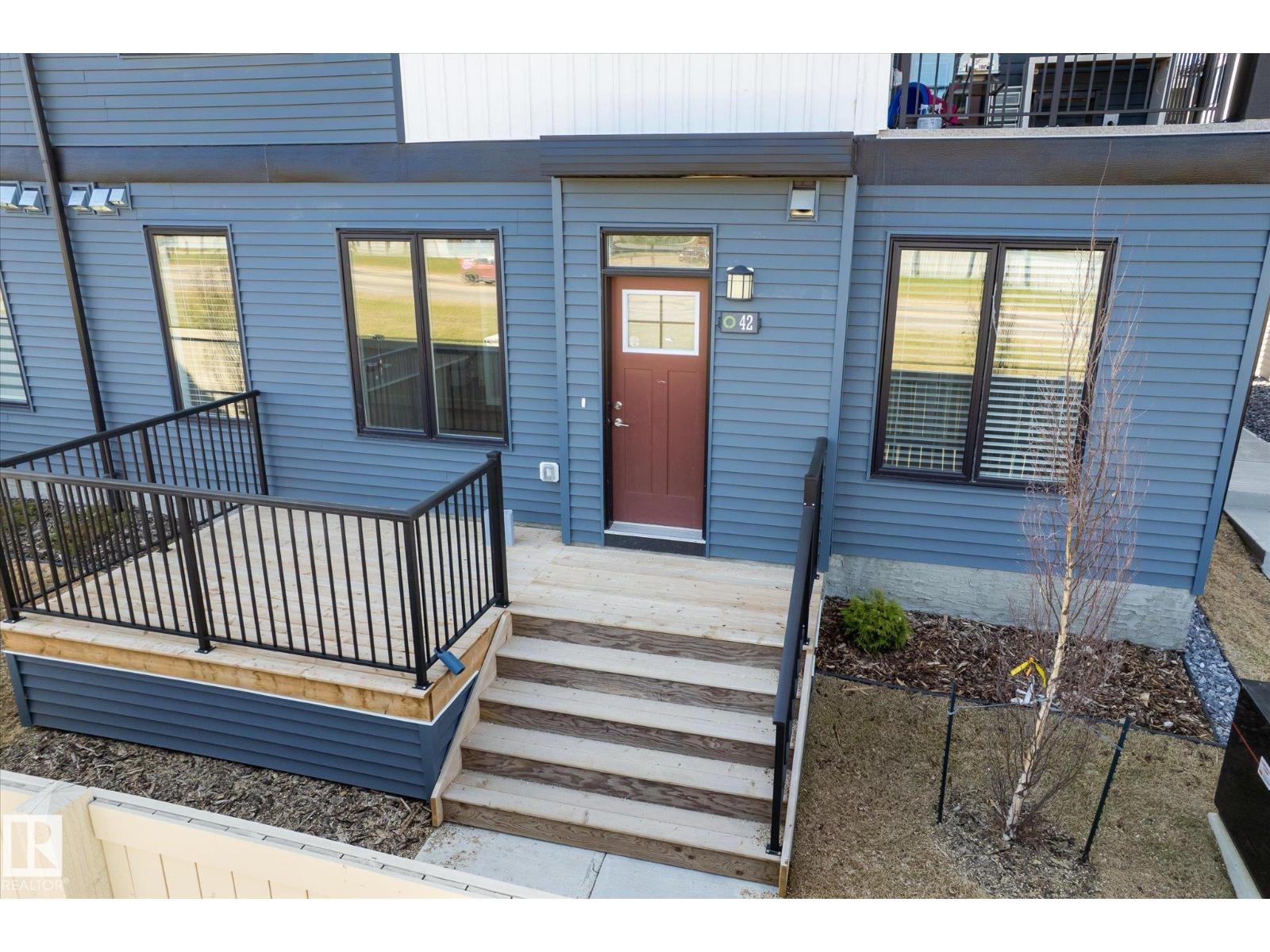 #42 6905 25 AV SW - 33