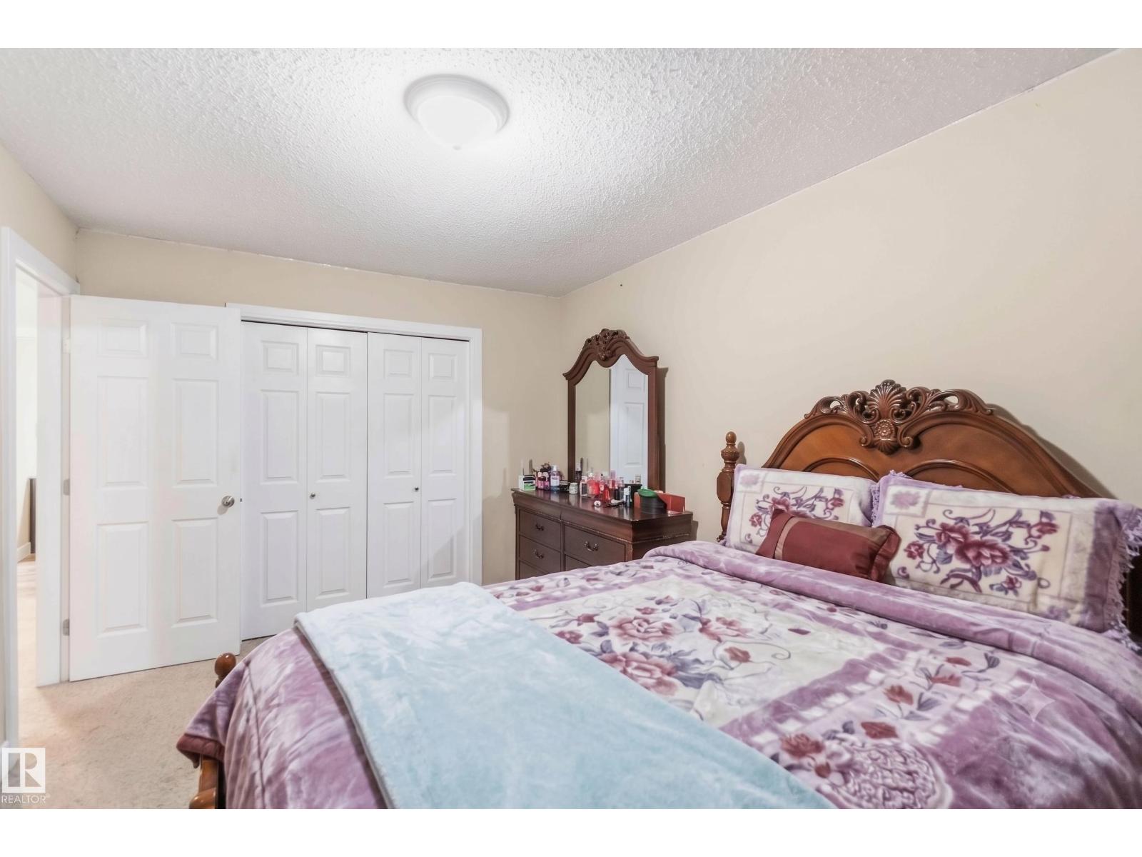 17118 108 ST NW - 29