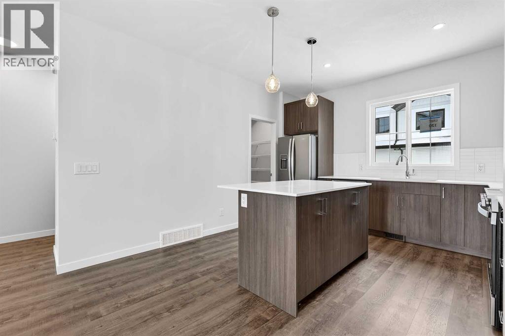 #210 1750 Rangeview Drive SE - 10