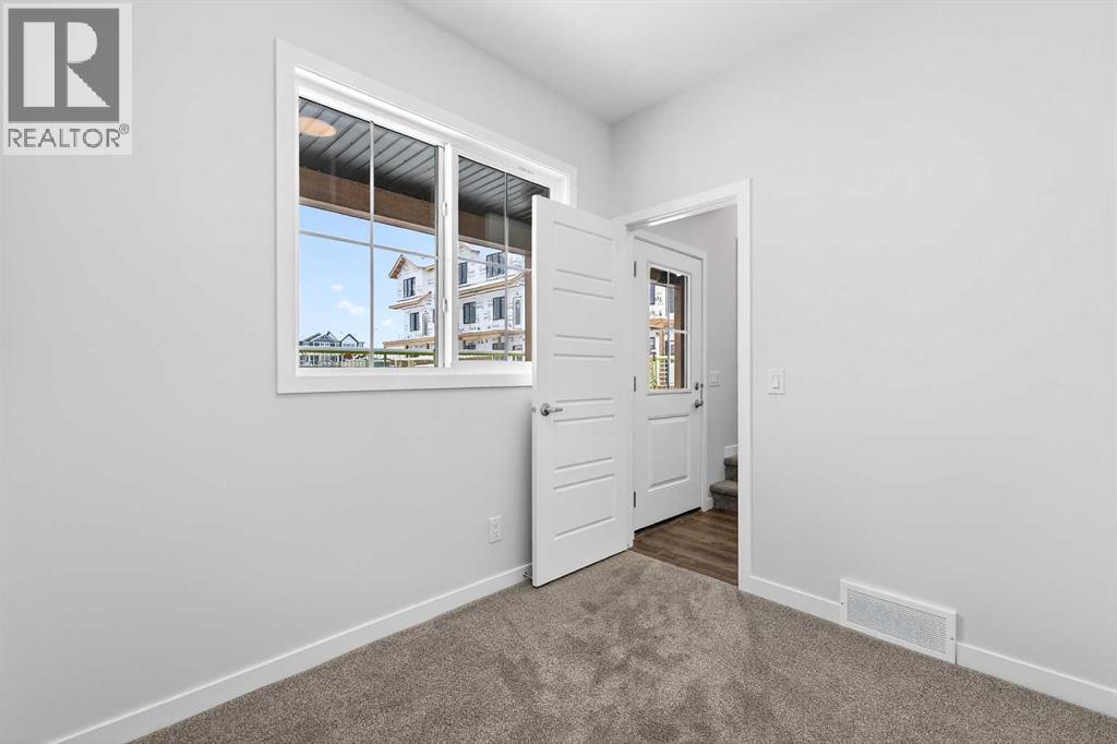 #210 1750 Rangeview Drive SE - 5