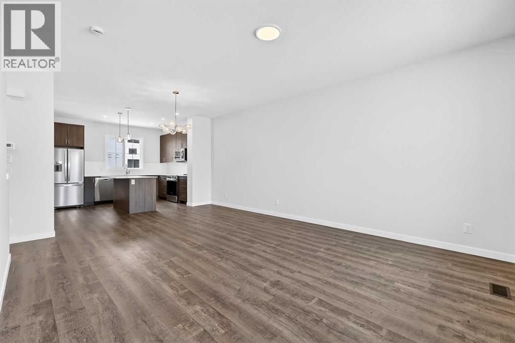 #210 1750 Rangeview Drive SE - 7
