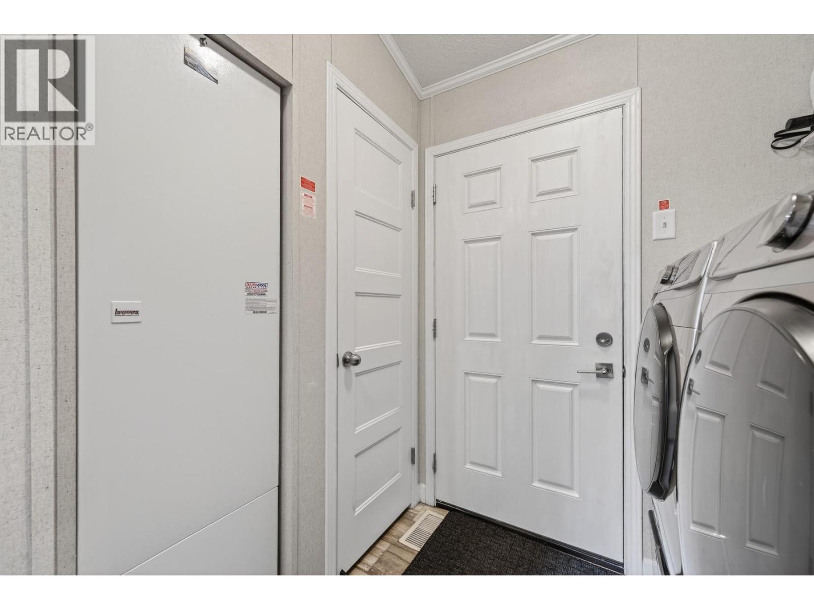 #107 5005 River Road - 14