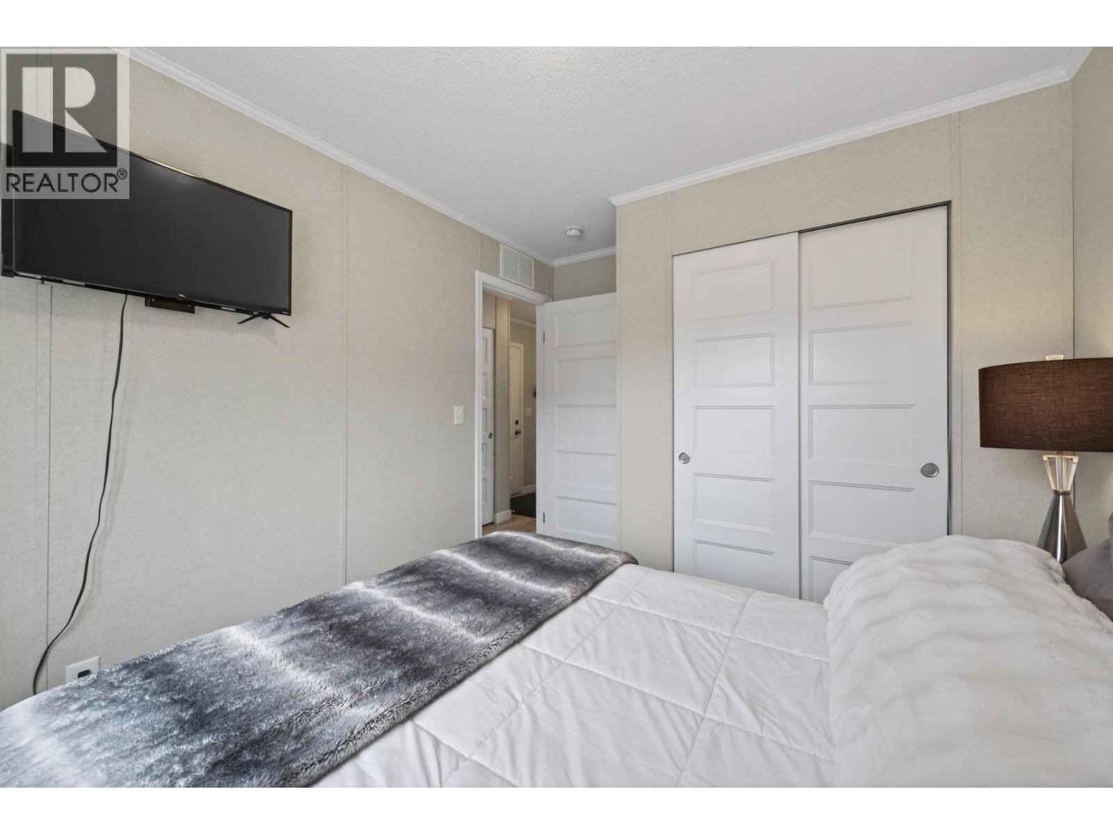 #107 5005 River Road - 21