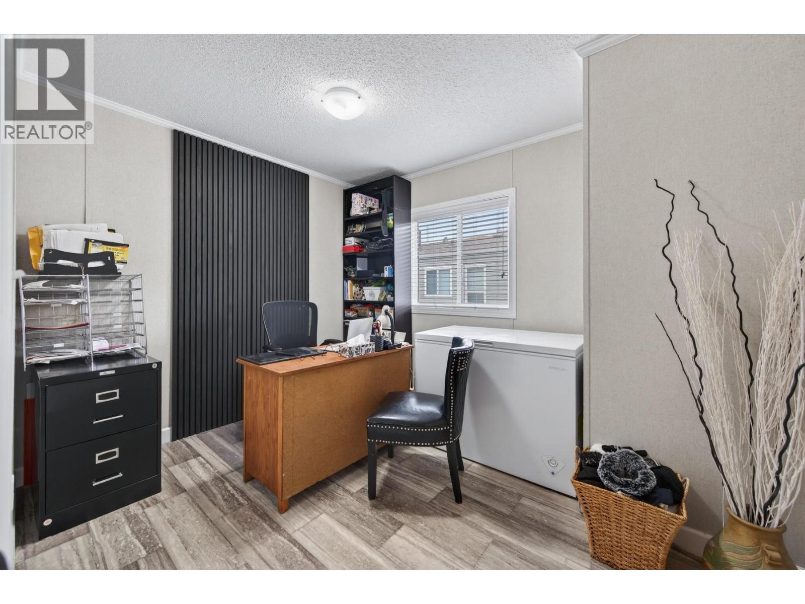 #107 5005 River Road - 22