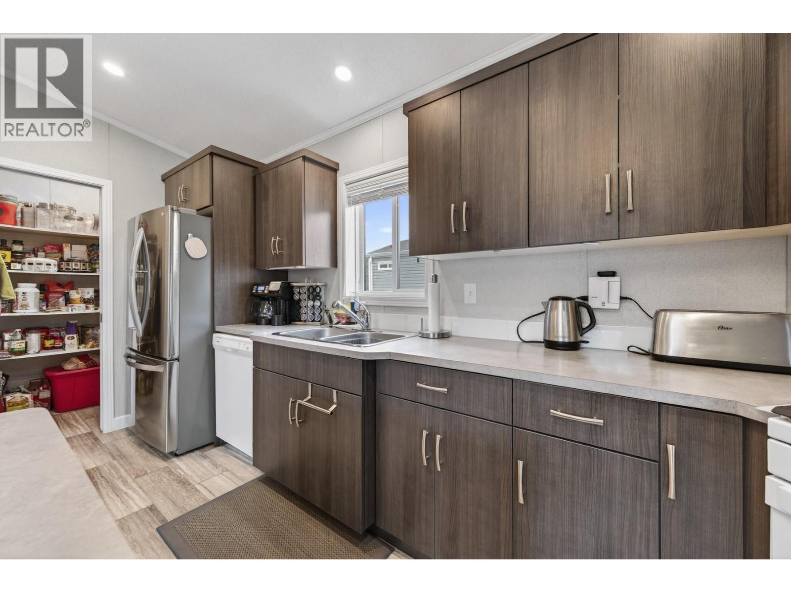 #107 5005 River Road - 9