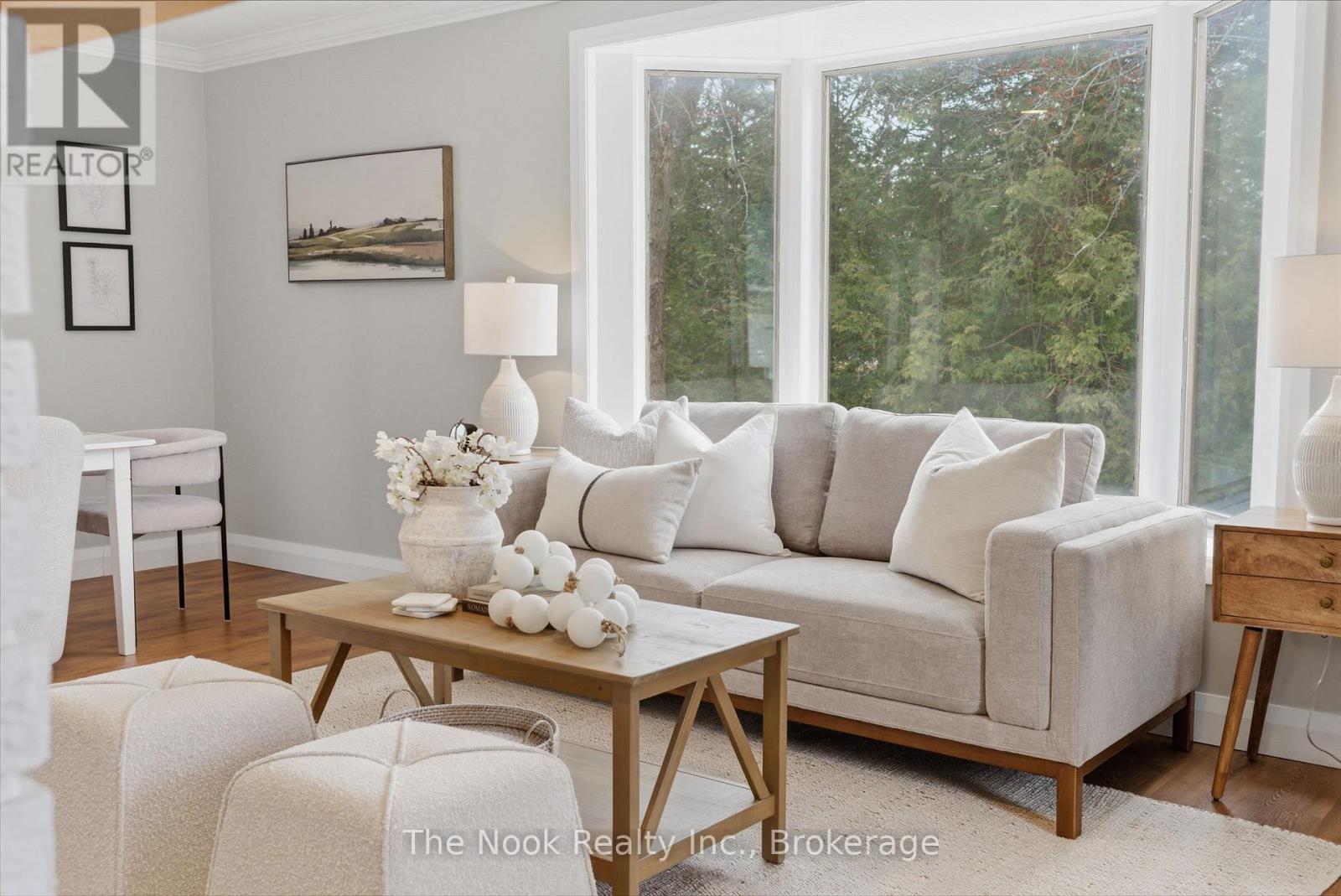 15 HILLSIDE DRIVE - 10