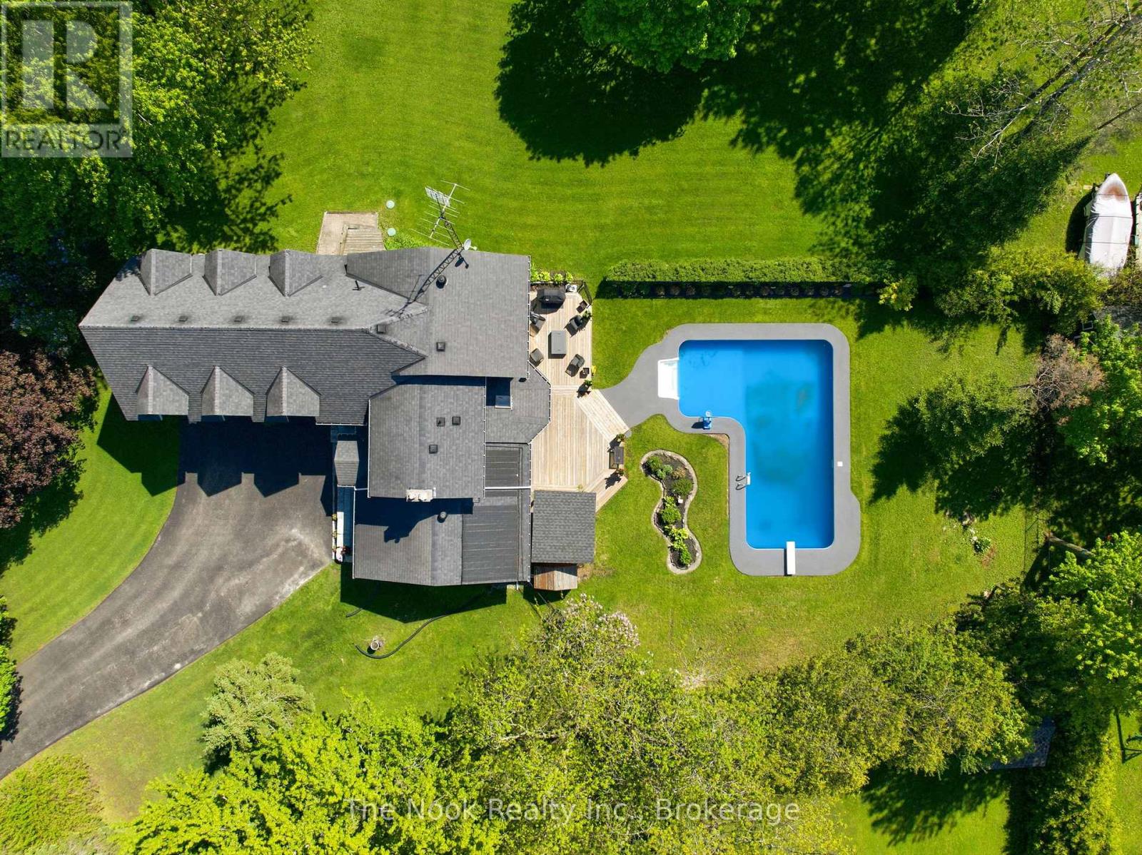 15 HILLSIDE DRIVE - 2