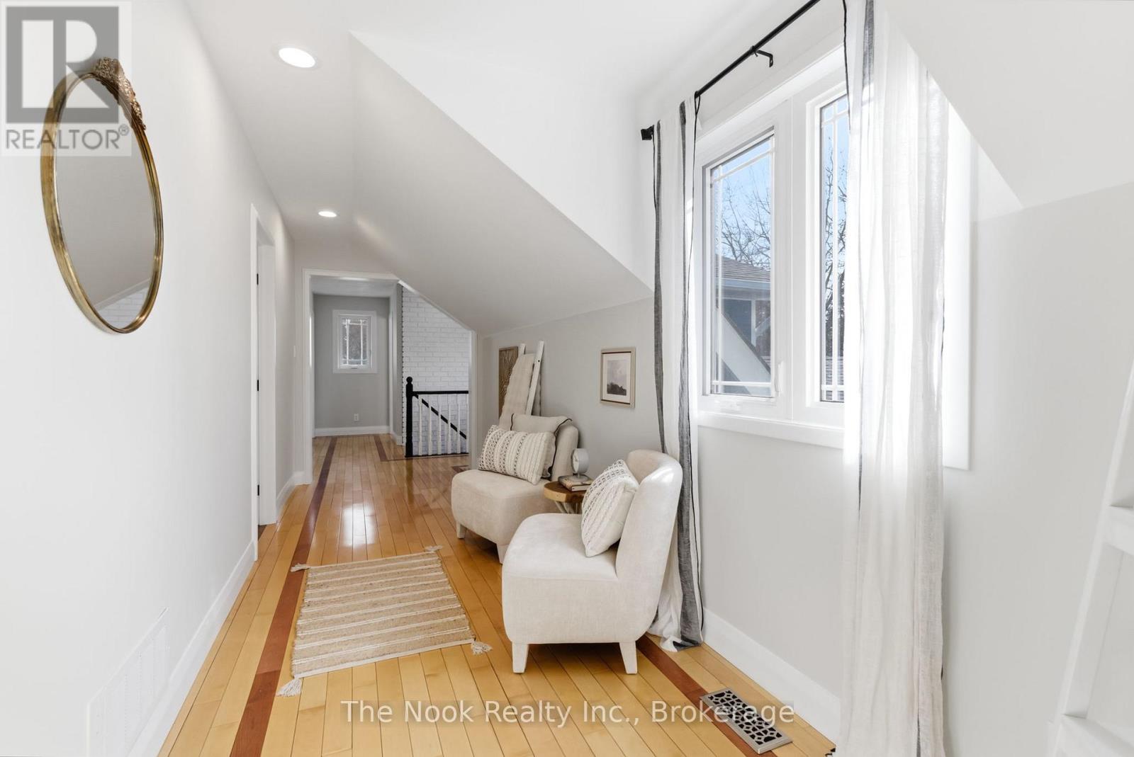 15 HILLSIDE DRIVE - 29