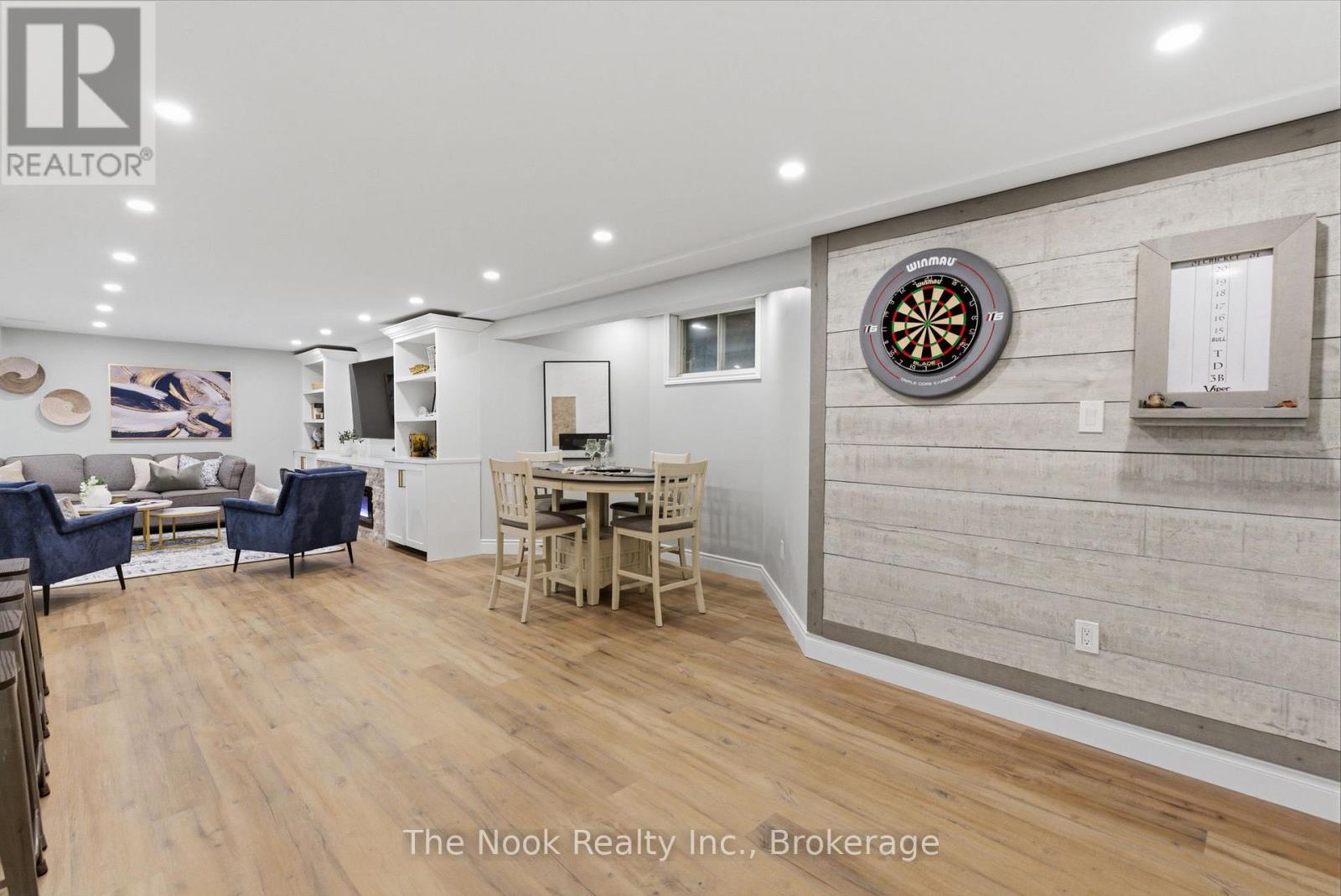 15 HILLSIDE DRIVE - 36