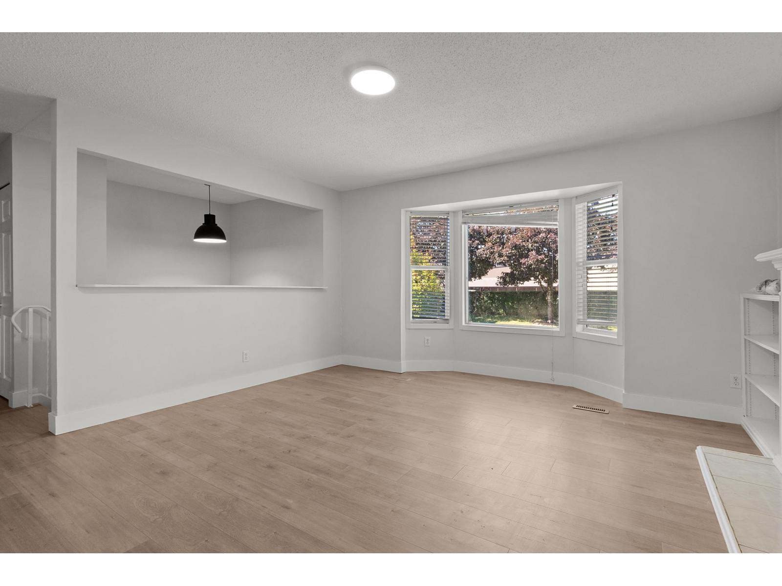4 Bed, 3 Bath House for Sale in Chilliwack – 8852 CHARLES STREET, Chilliwack Proper South – MLS# R3136037 - Image 4