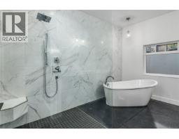 111 Horbury Rd, Cumberland, BC V0R1S0 Photo 22