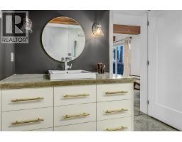 111 Horbury Rd, Cumberland, BC V0R1S0 Photo 30