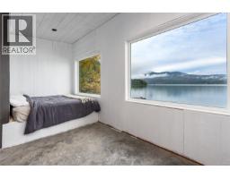 111 Horbury Rd, Cumberland, BC V0R1S0 Photo 37