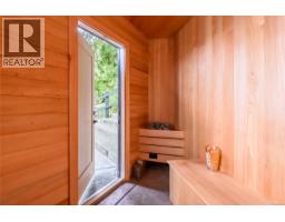 111 Horbury Rd, Cumberland, BC V0R1S0 Photo 40