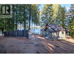 111 Horbury Rd, Cumberland, BC V0R1S0 Photo 43