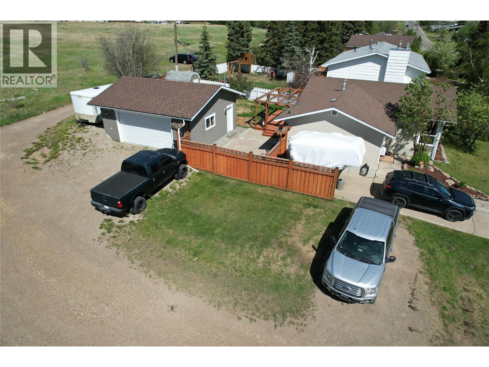 1316 92 Avenue - 18