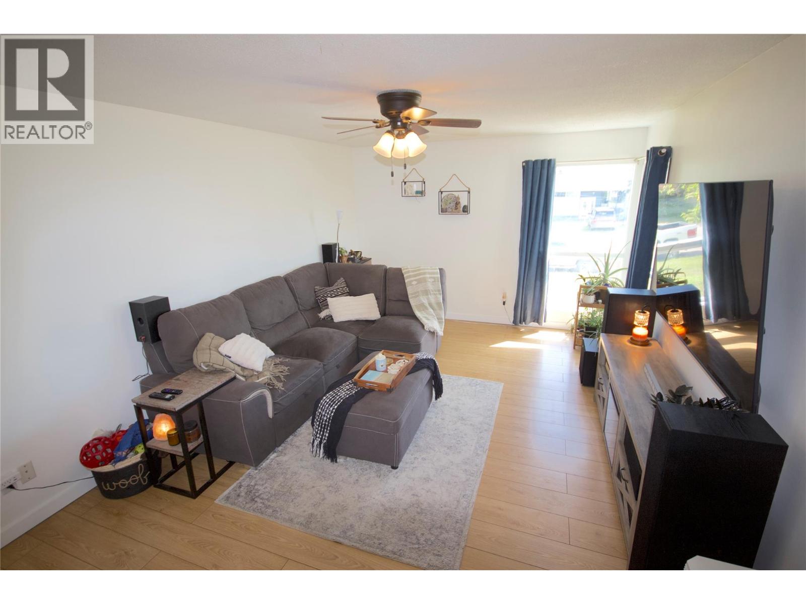 1316 92 Avenue - 6