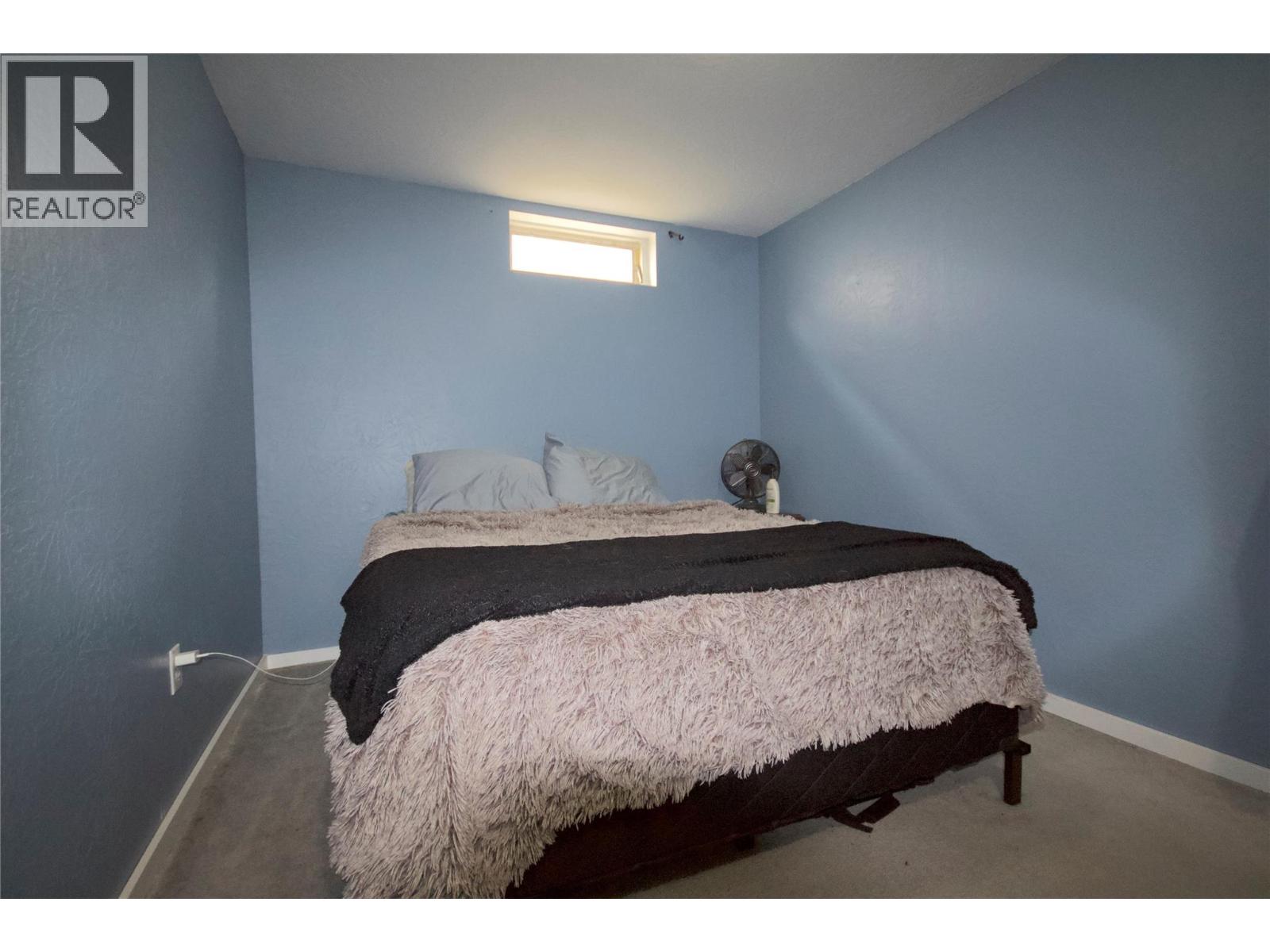 1316 92 Avenue - 16