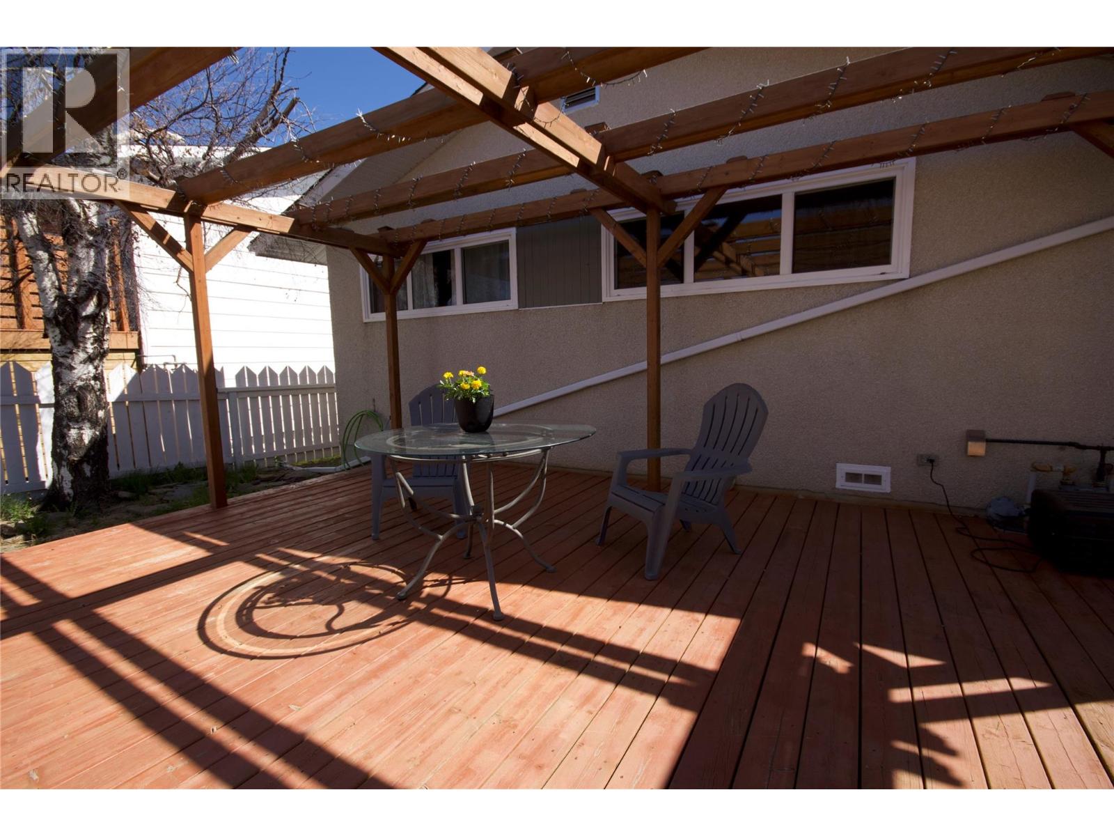 1316 92 Avenue - 24