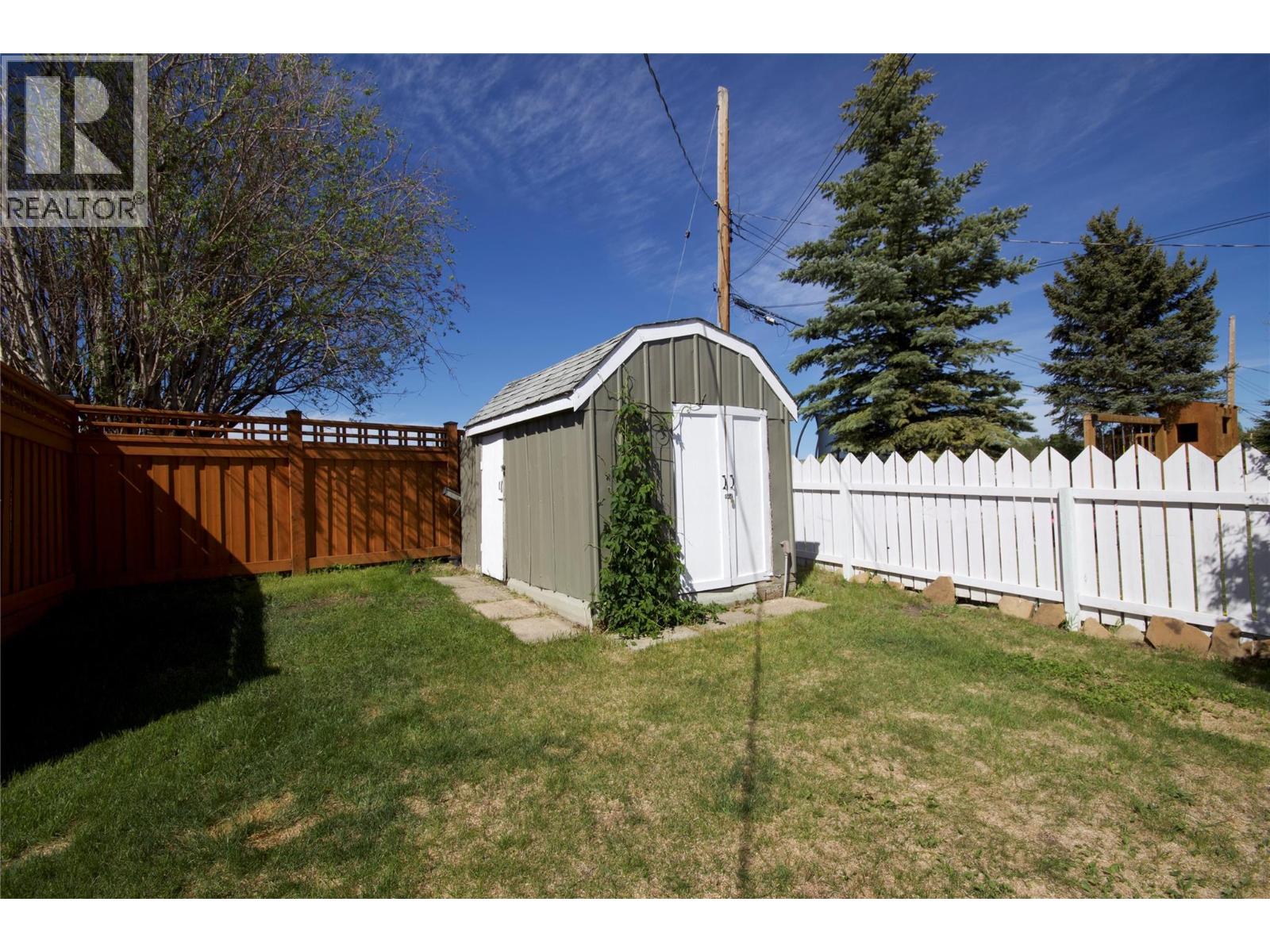 1316 92 Avenue - 26