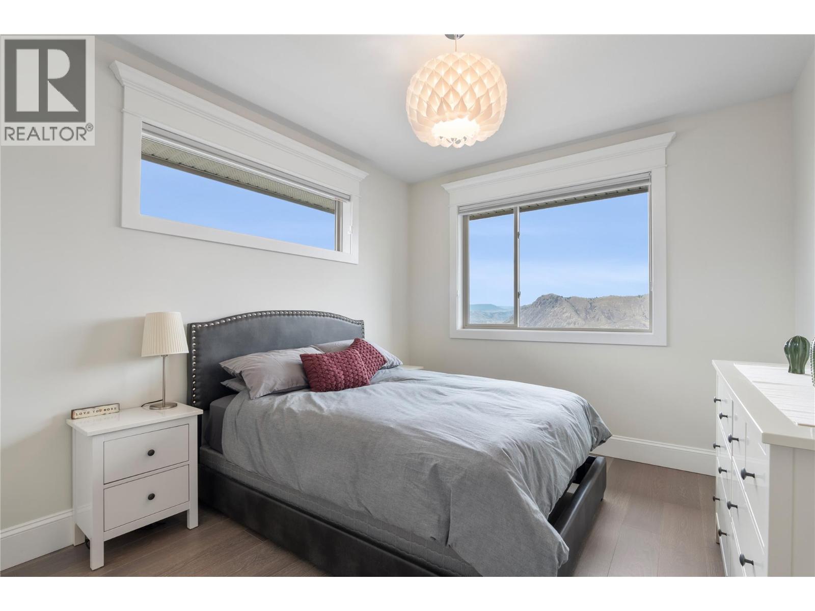 2064 Galore Crescent - 23