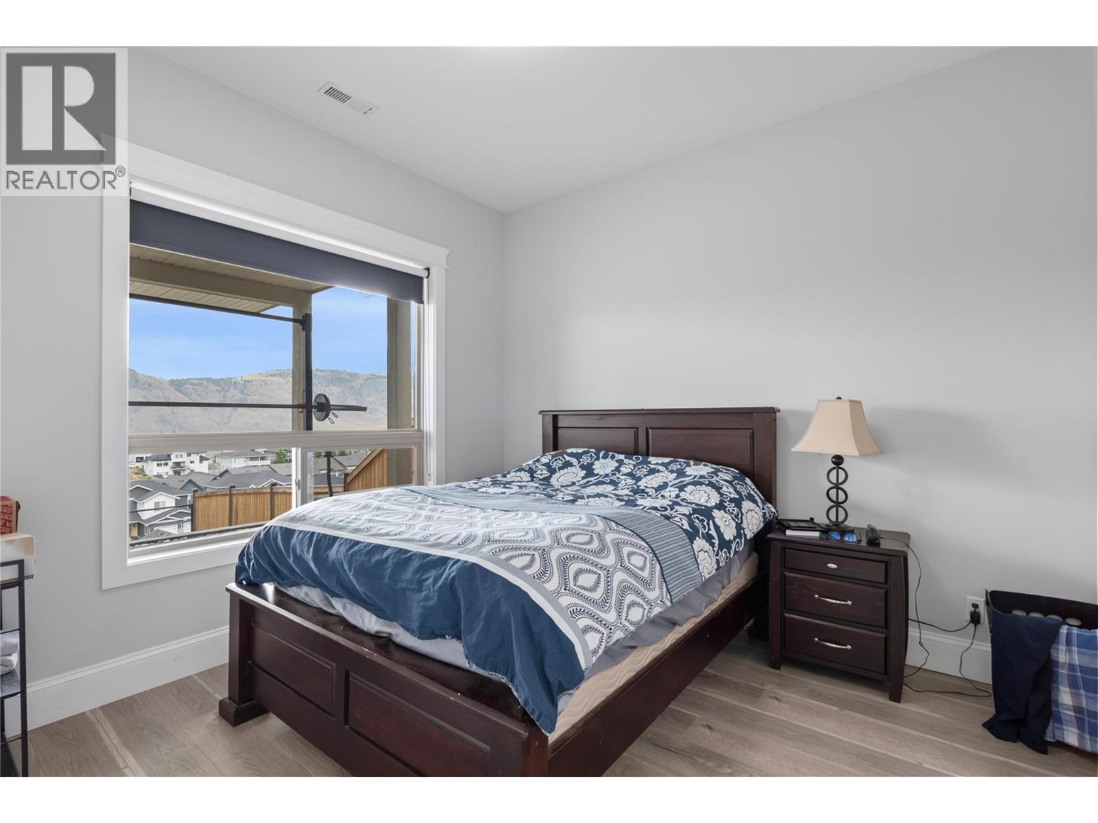 2064 Galore Crescent - 32