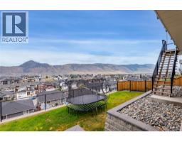 2064 Galore Crescent, Kamloops, BC V2E0A7 Photo 35