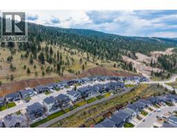 2064 Galore Crescent, Kamloops, BC V2E0A7 Photo 41