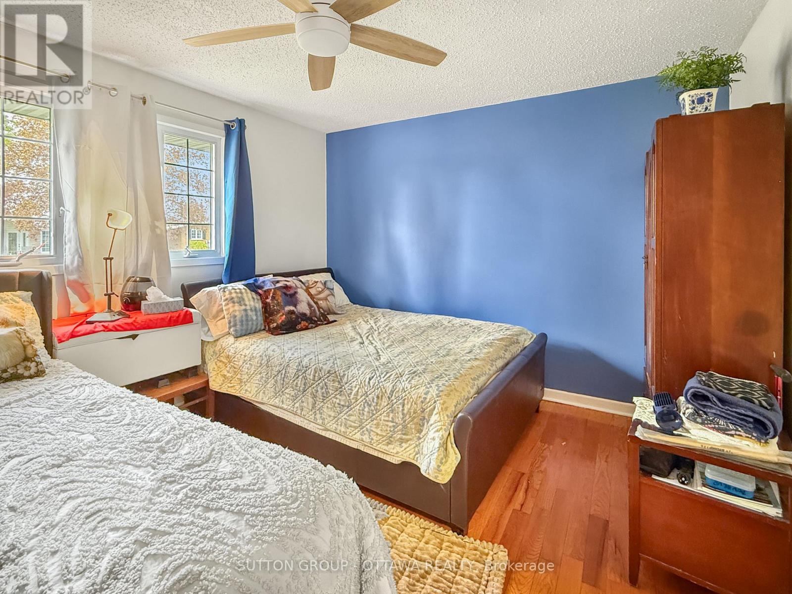 412 LEITCH DRIVE - 25