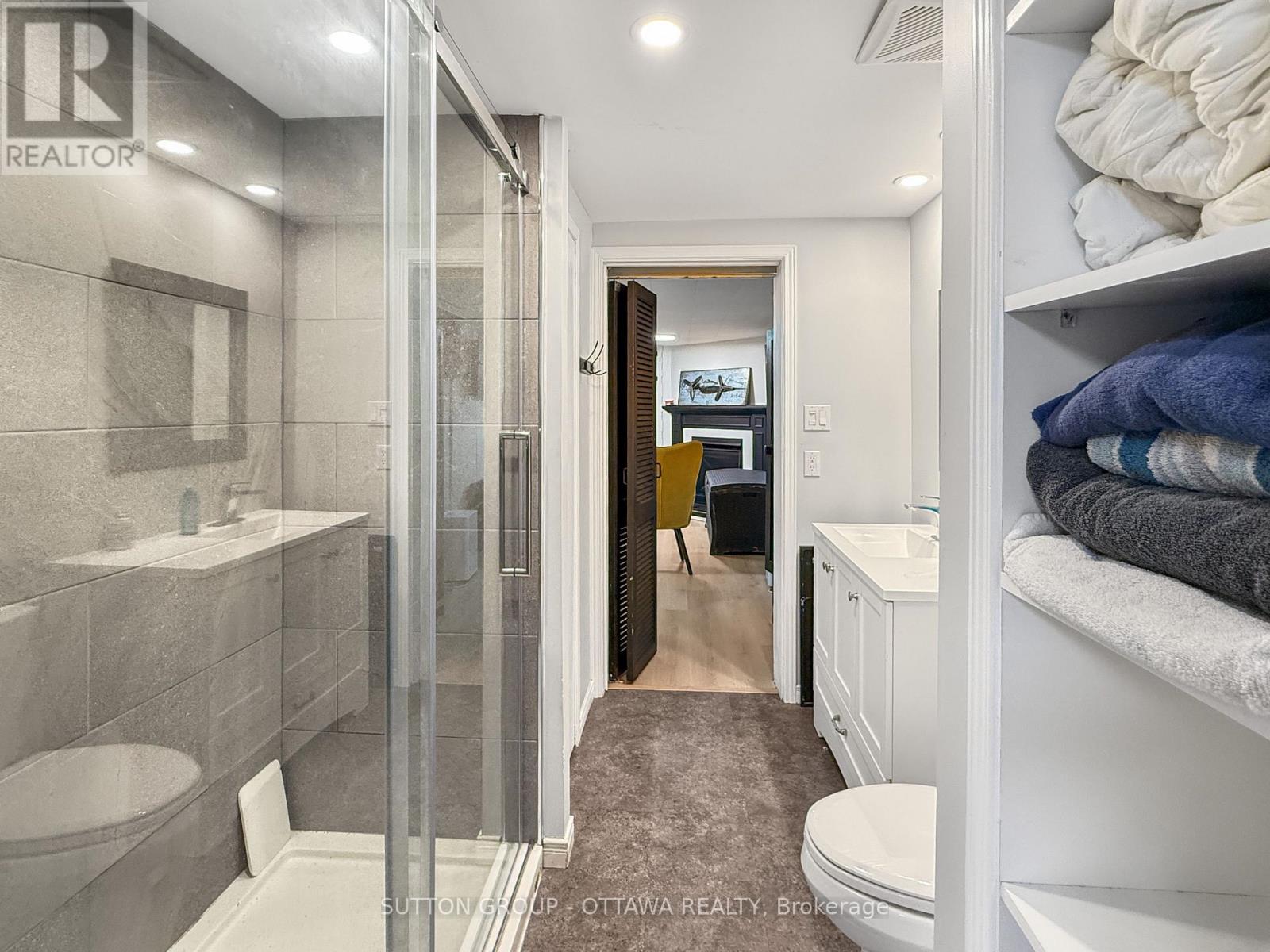 412 LEITCH DRIVE - 31