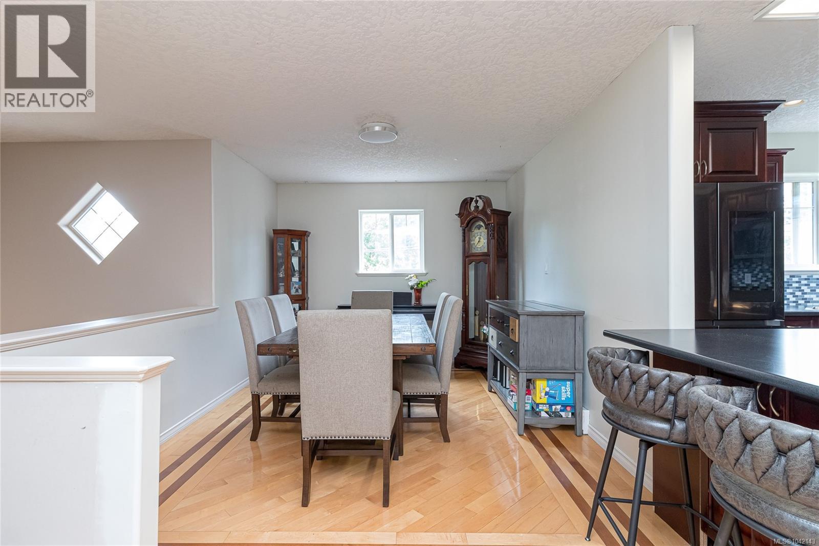 2333 Selwyn Rd - 11