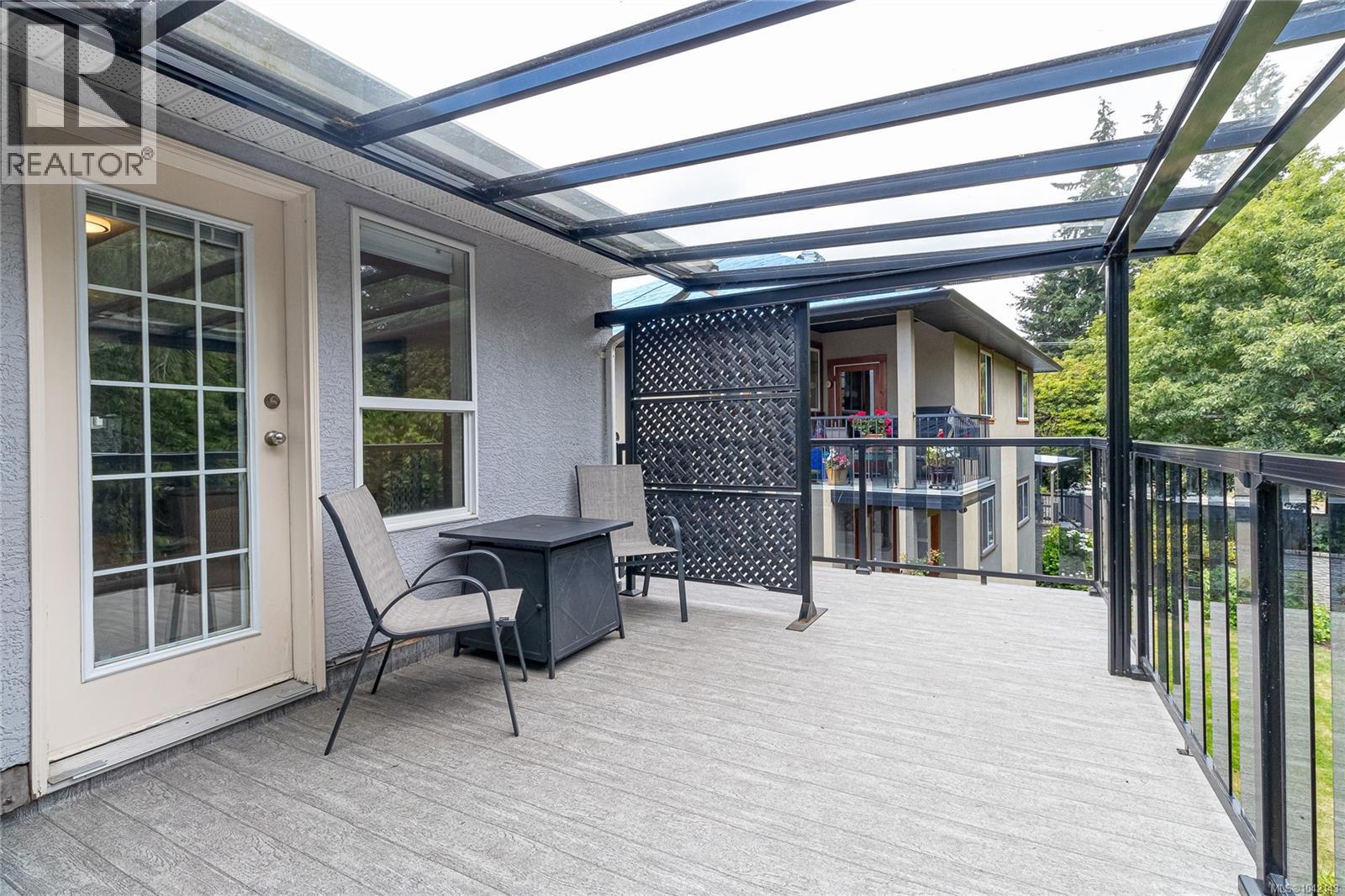 2333 Selwyn Rd, Langford