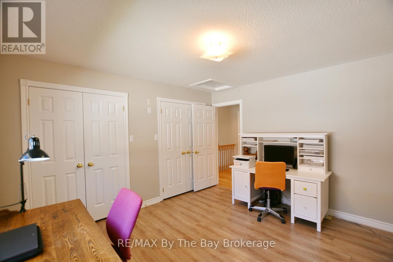 4 ANTHONY STREET - 14