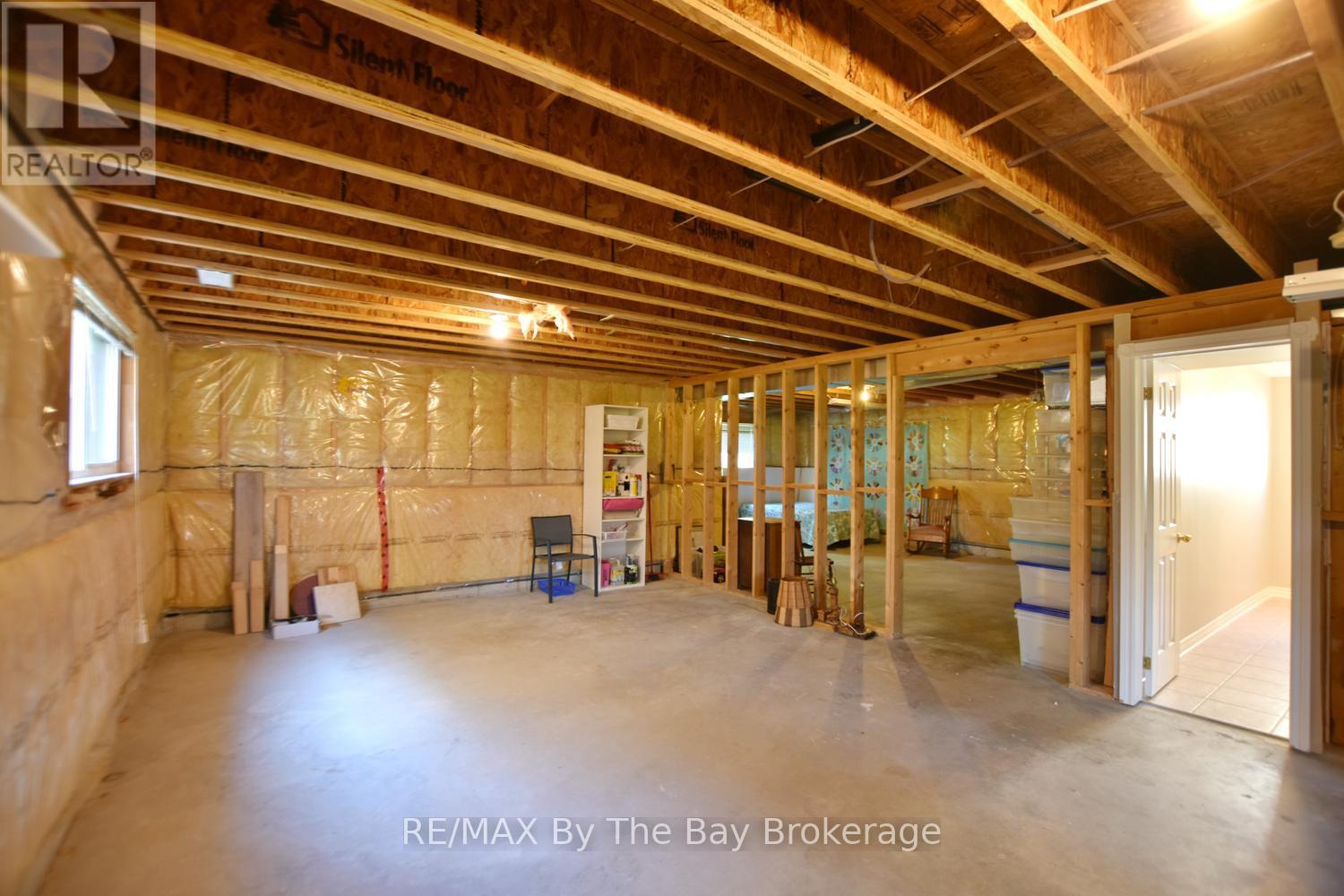 4 ANTHONY STREET - 29
