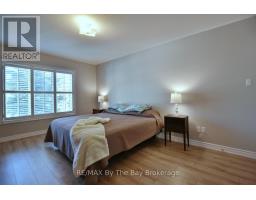 4 Anthony Street, Wasaga Beach, ON L9Z2N4 Photo 10