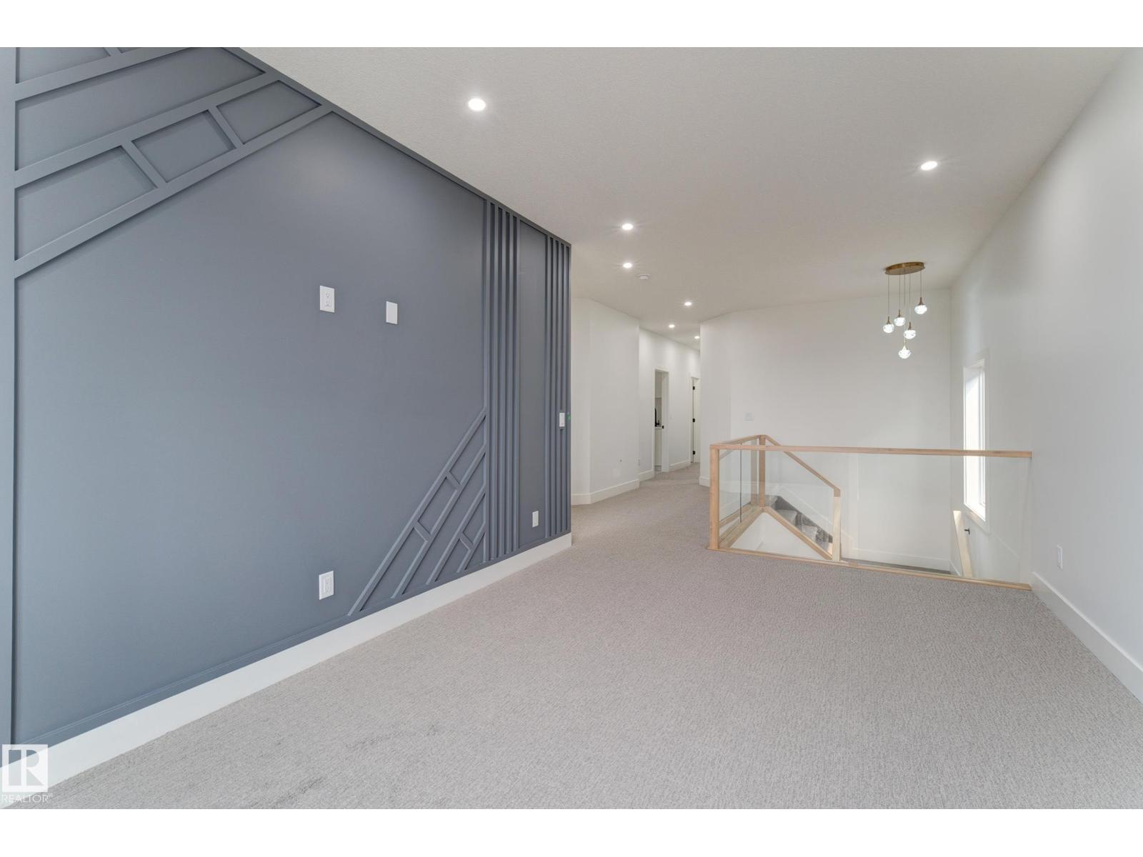 4727 17 AV SW - 22
