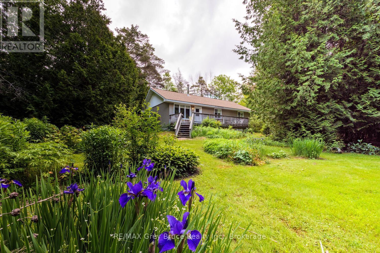 550 HURON ROAD N - 1