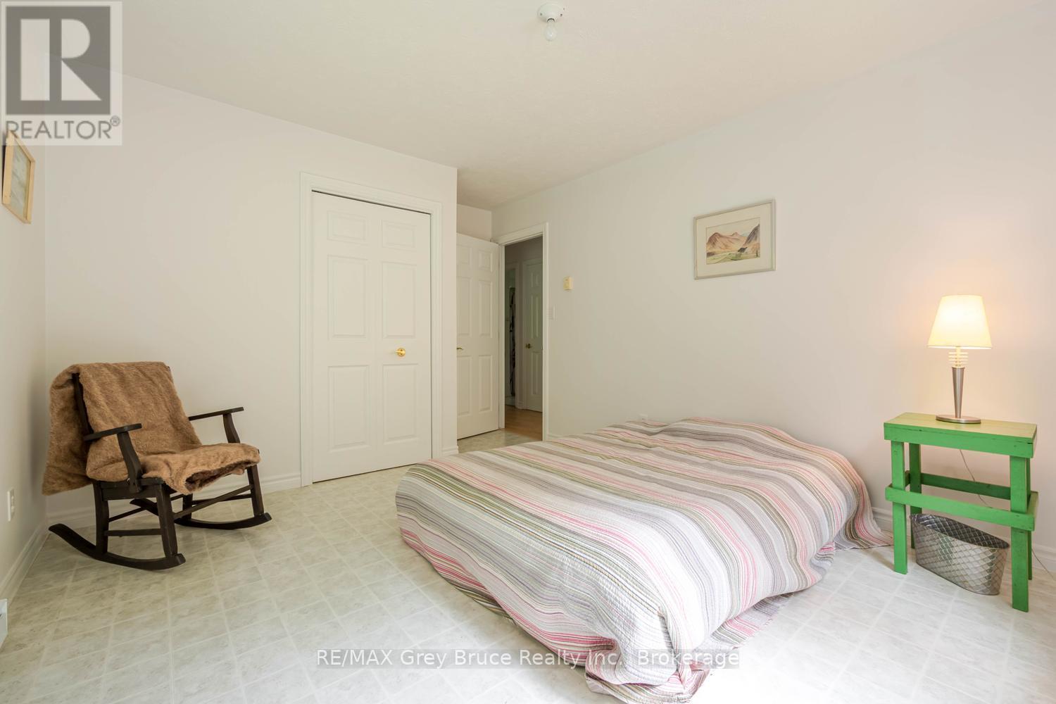 550 HURON ROAD N - 15