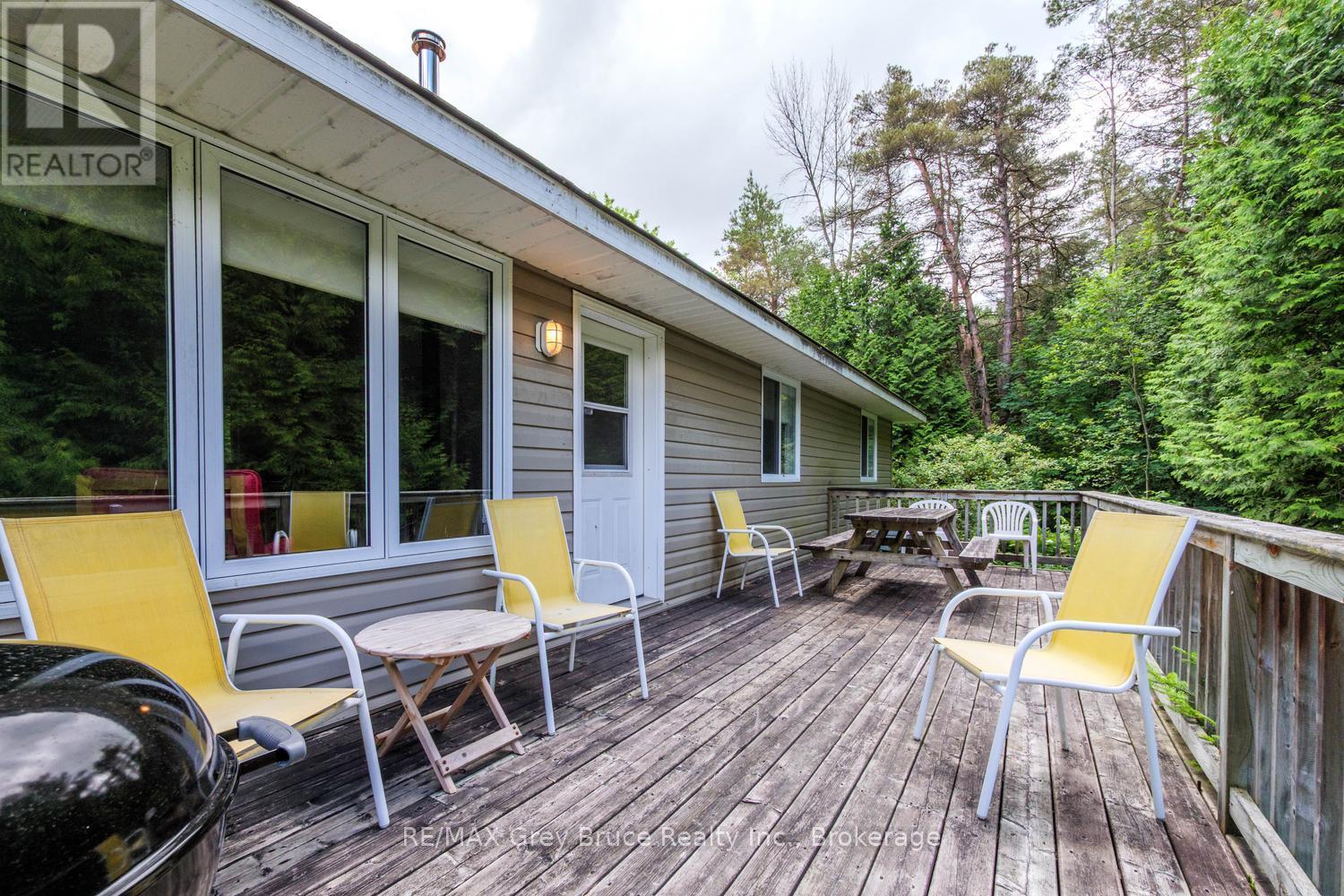 550 HURON ROAD N - 17