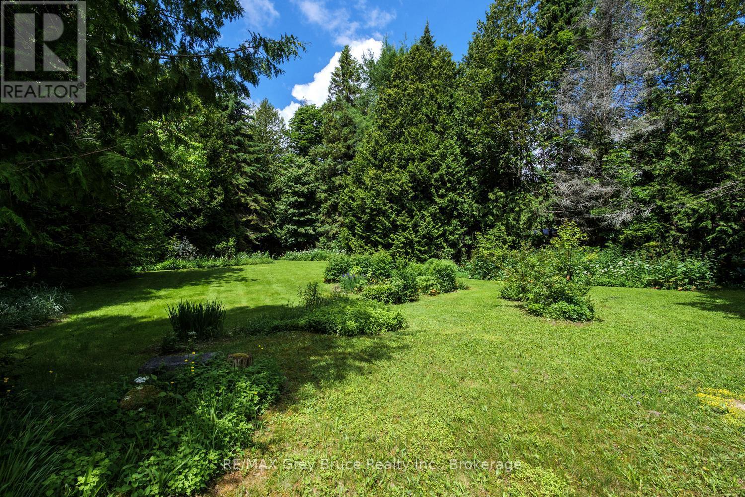 550 HURON ROAD N - 20