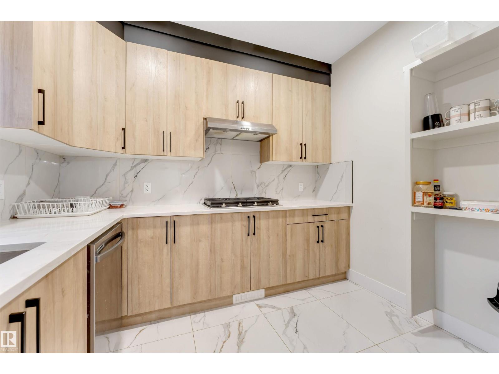 16916 47 ST NW - 9