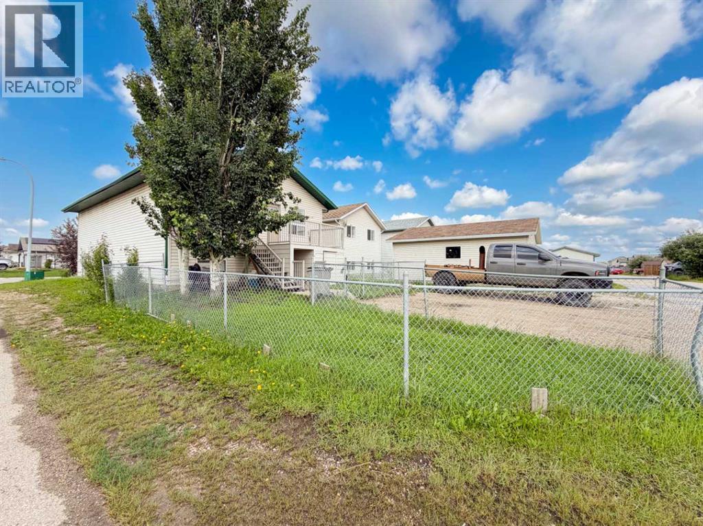 10761 74 Avenue - 36