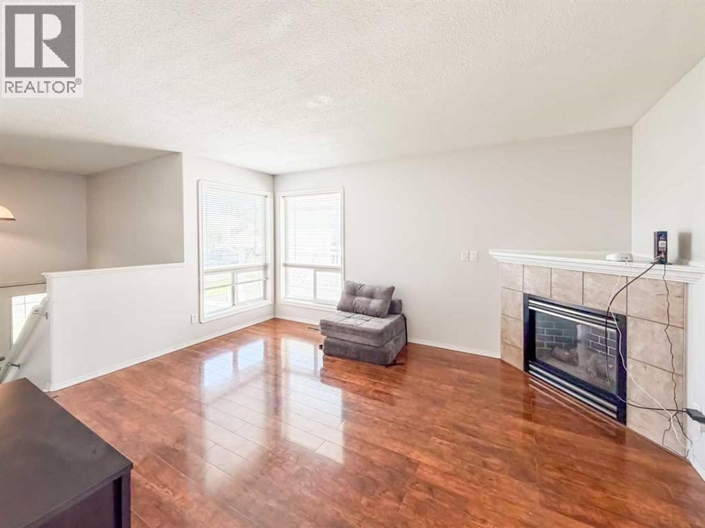 10761 74 Avenue - 6