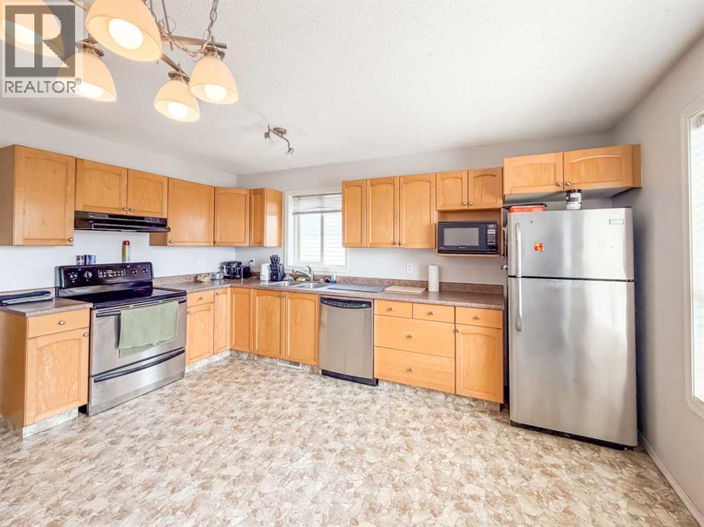 10761 74 Avenue - 9