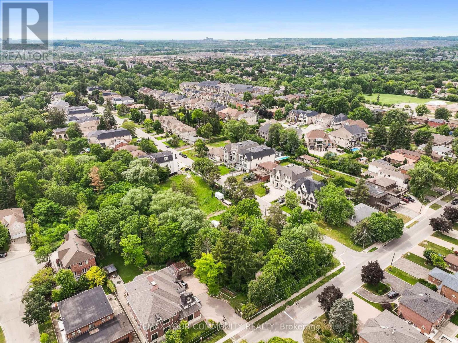 7 BIRCH AVENUE W - 10