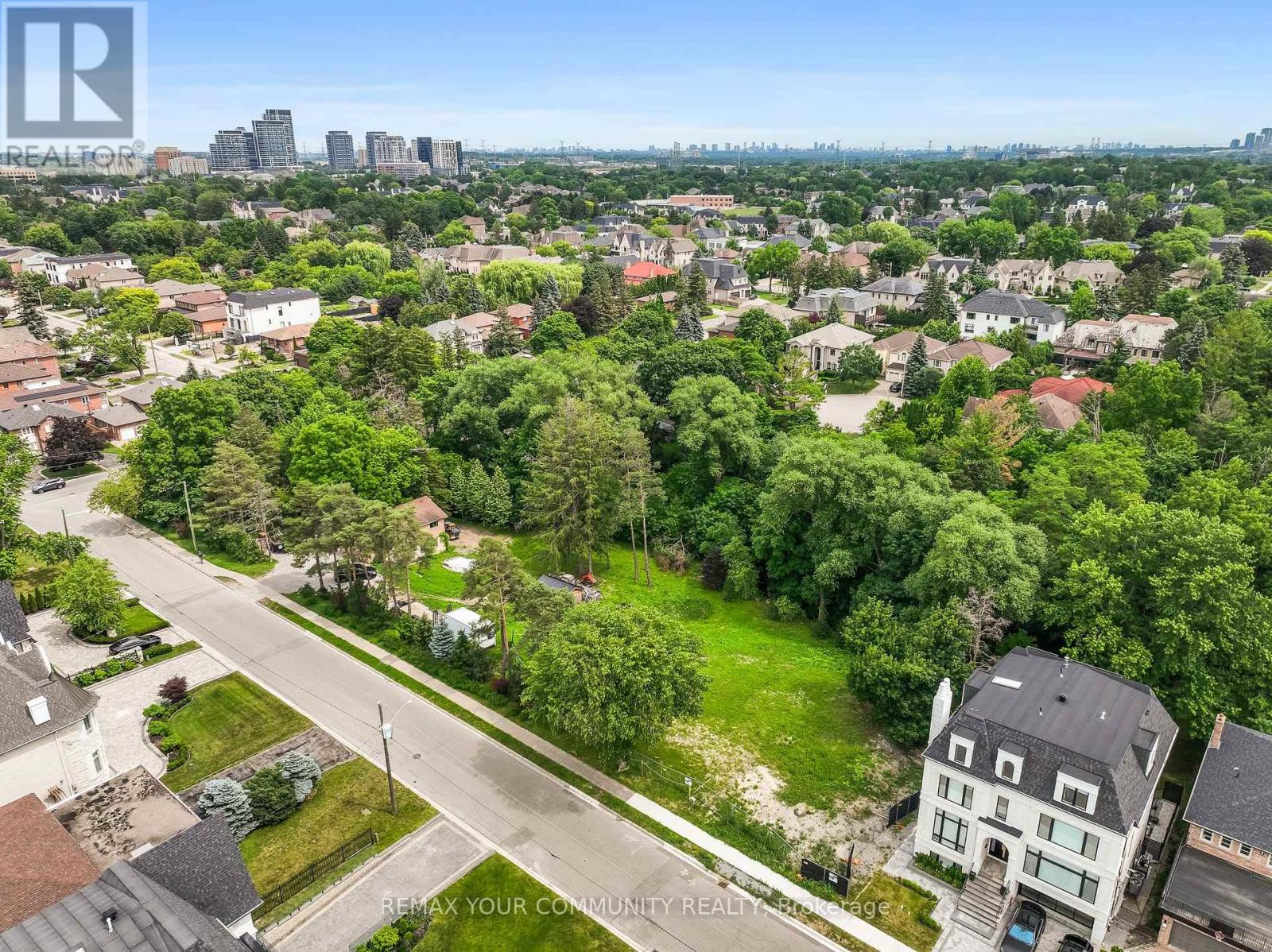 7 BIRCH AVENUE W - 3