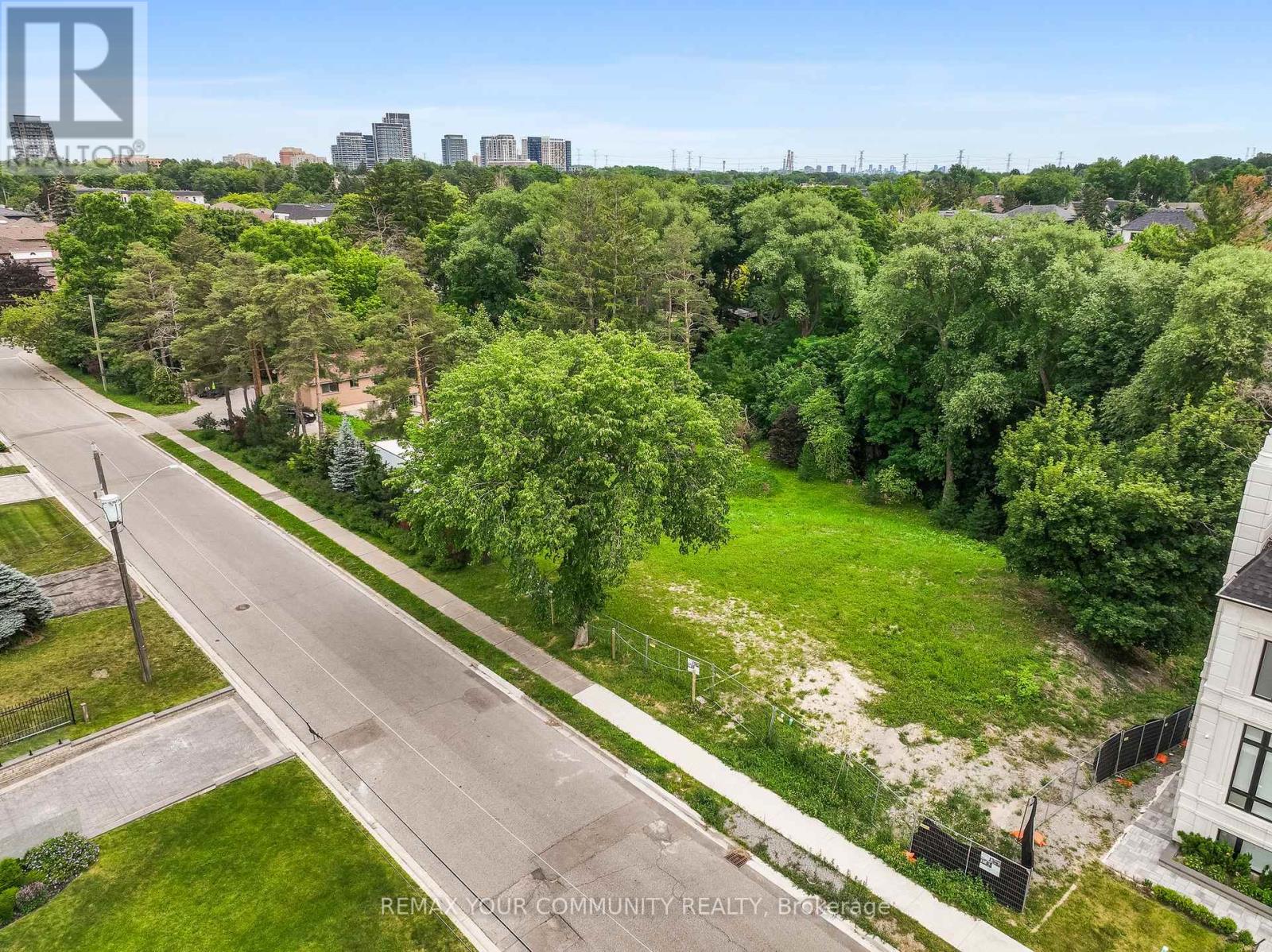 7 BIRCH AVENUE W - 6