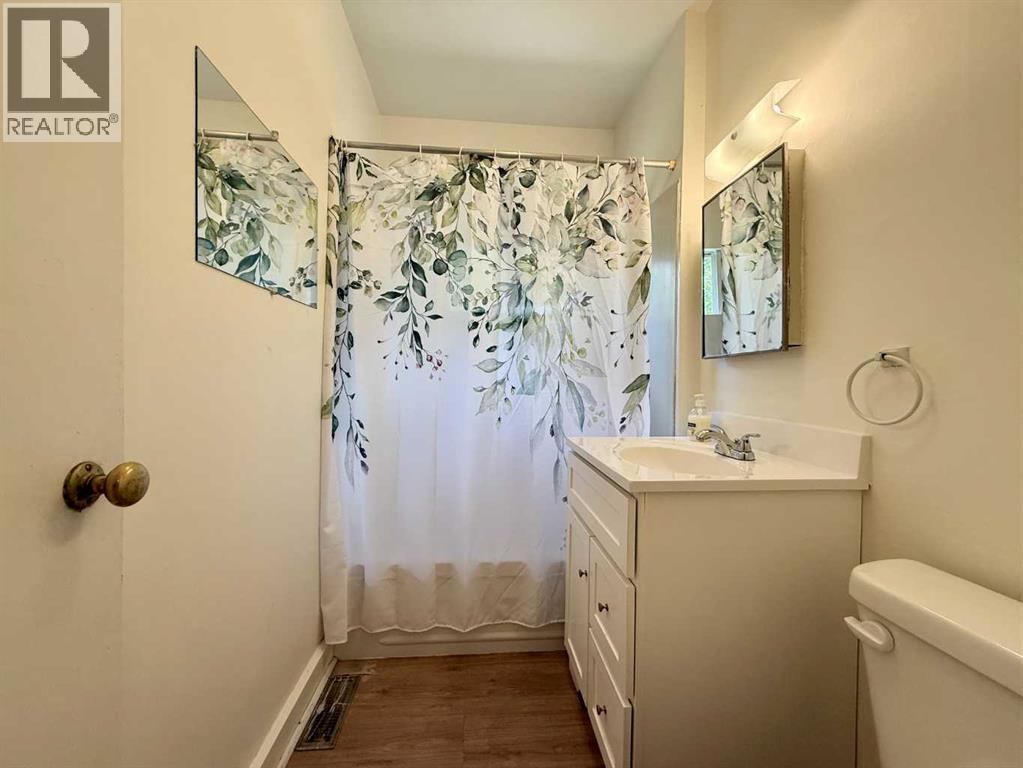 1029 8 Avenue - 9